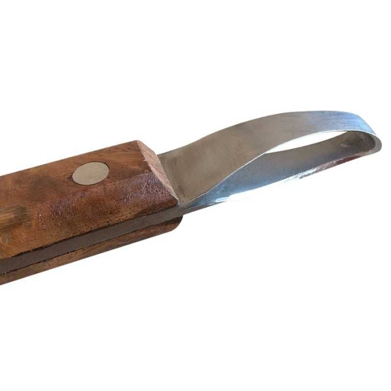 Legra corte oval con mango de madera